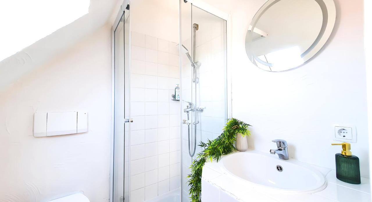 Romantic-Apartment - Altbauflair Mit Dachterrasse & Waldblick, Maisonette, 80M2 Annweiler am Trifels Eksteriør bilde
